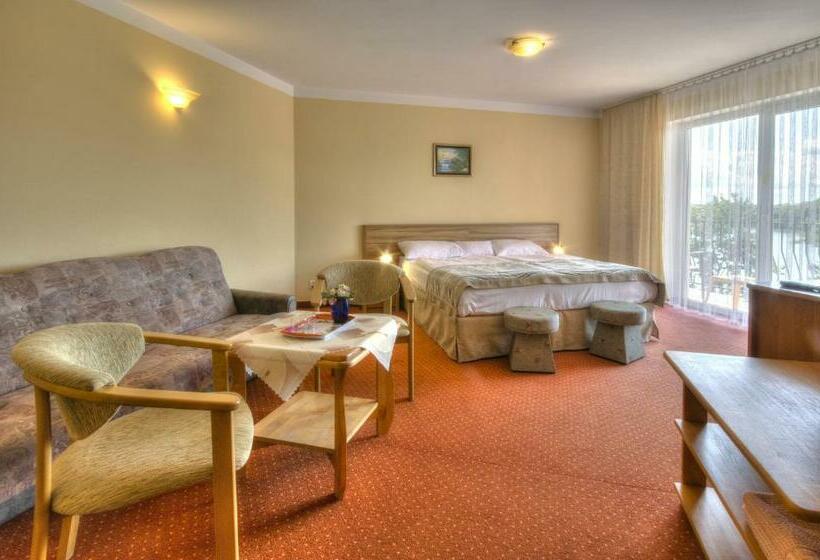 חדר סטנדרט לשלושה, Panoramicoscar