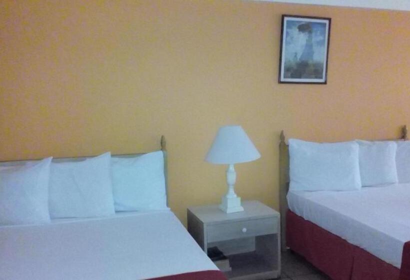 اتاق استاندارد با 2 تخت دوبل, Pineapple Court