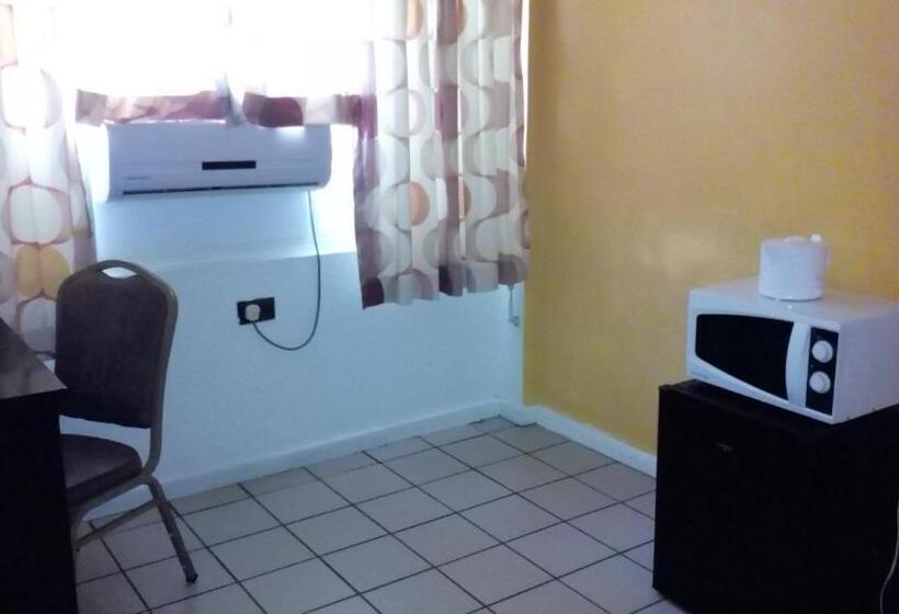 اتاق استاندارد با 2 تخت دوبل, Pineapple Court