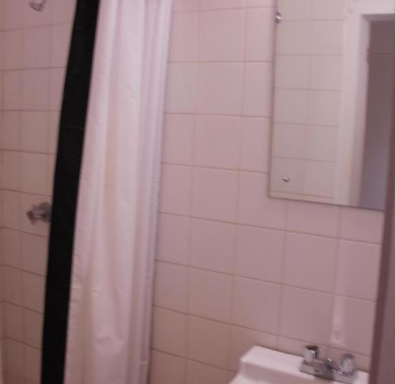 اتاق استاندارد با 2 تخت دوبل, Pineapple Court