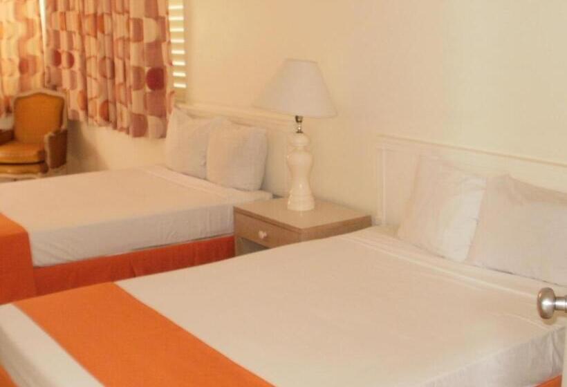 اتاق استاندارد با 2 تخت دوبل, Pineapple Court