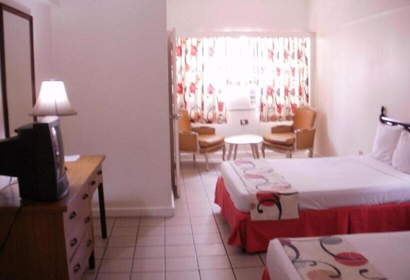 اتاق استاندارد با 2 تخت دوبل, Pineapple Court