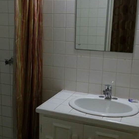 اتاق استاندارد با 2 تخت دوبل, Pineapple Court