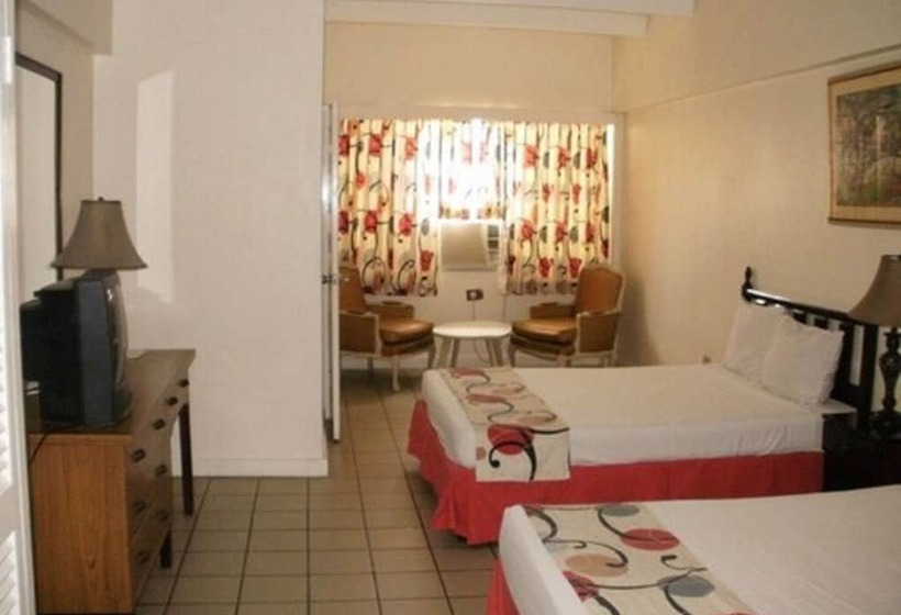 اتاق استاندارد با 2 تخت دوبل, Pineapple Court