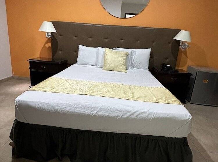 标准间, Prince Plaza