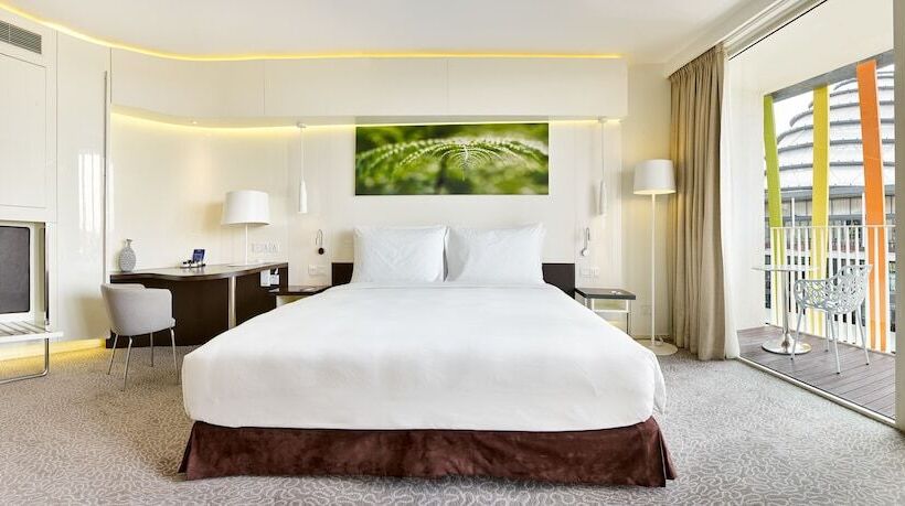 اتاق سوپریور با چشمانداز, Radisson Blu Hotel & Convention Centre Kigali