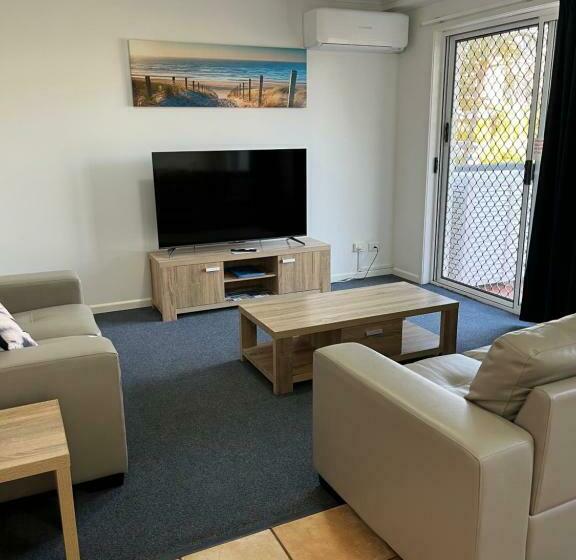 شقة غرفة واحدة, Sea Mist Palms