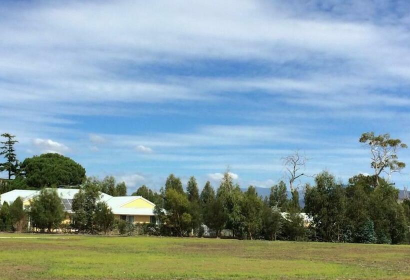 오두막, Taras Richmond Farmstay