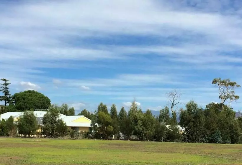 キャビン, Taras Richmond Farmstay
