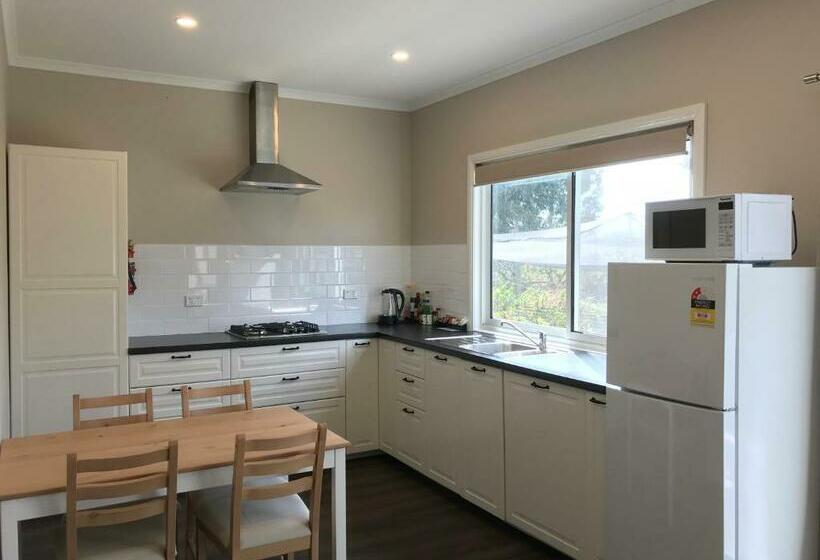 오두막, Taras Richmond Farmstay