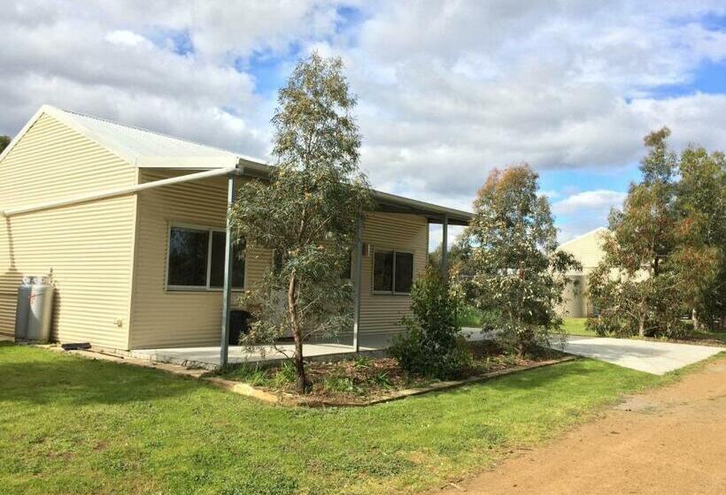 오두막, Taras Richmond Farmstay