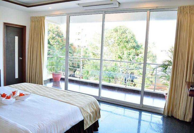 غرفة ديلوكس, The Verda Prakyathi