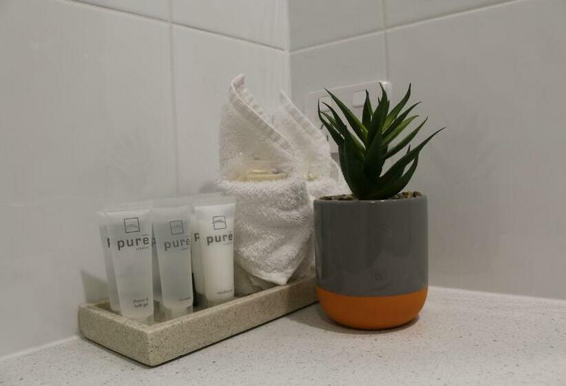 Студио Executive, Limani Motel