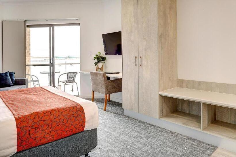 Студио Executive, Limani Motel