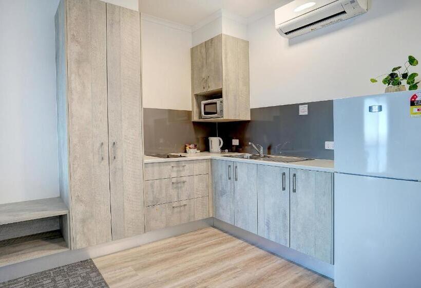 Семейные Апартаменты, Limani Motel