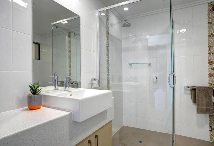 スイート（家族用）, Limani Motel