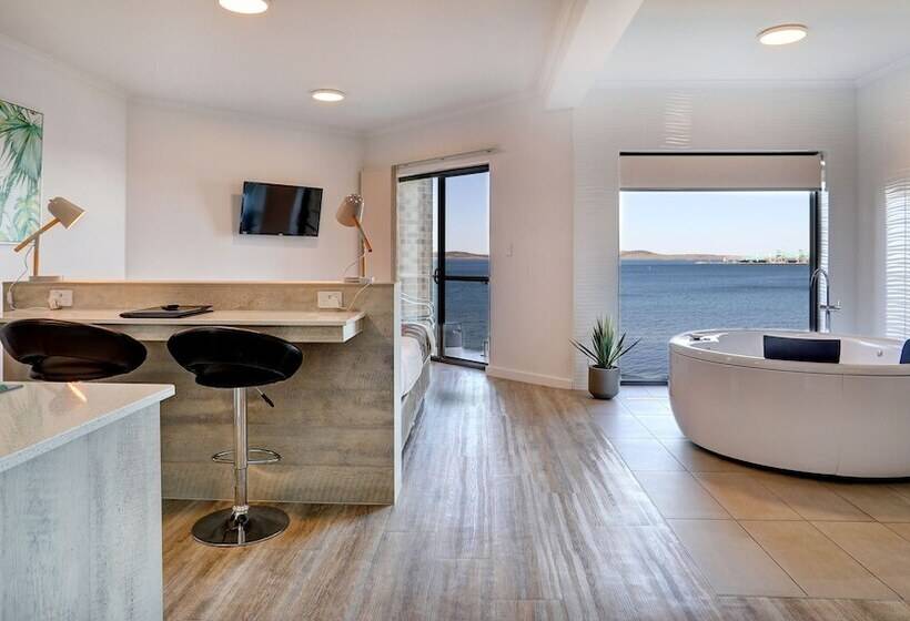 Студио Deluxe Вид на Море, Limani Motel