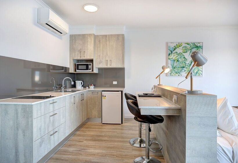 Студио Deluxe Вид на Море, Limani Motel