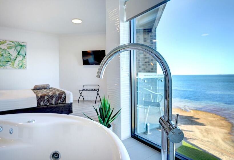 オーシャンビューデラックスステューディオ, Limani Motel