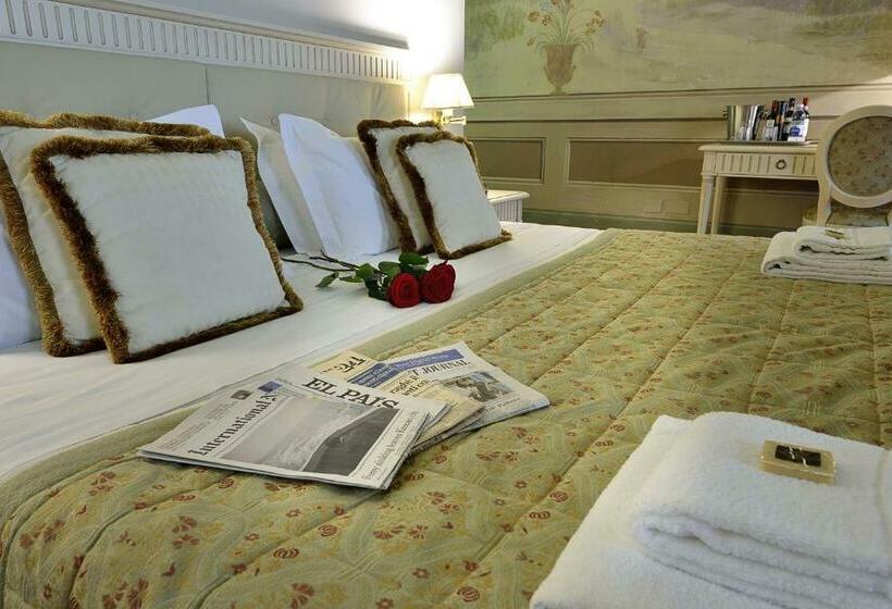 سوییت جونیور, Palazzo Guicciardini