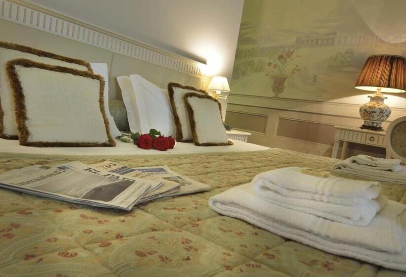 سوییت جونیور, Palazzo Guicciardini