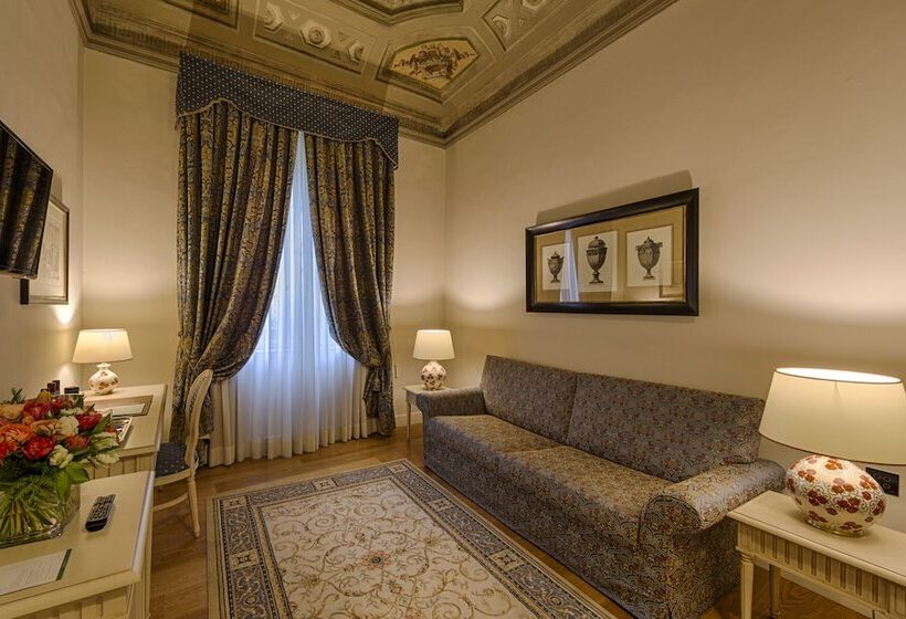 اتاق لوکس, Palazzo Guicciardini