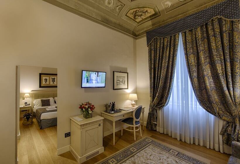 اتاق لوکس, Palazzo Guicciardini