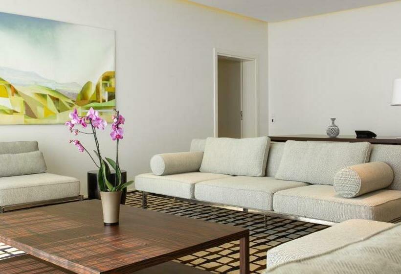 Suite with Terrace, Radisson Blu Hotel & Convention Centre Kigali