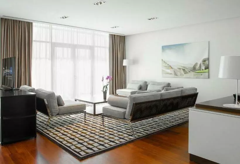 Suite with Terrace, Radisson Blu Hotel & Convention Centre Kigali