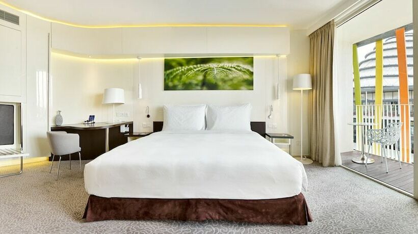 اتاق سوپریور با چشمانداز, Radisson Blu Hotel & Convention Centre Kigali