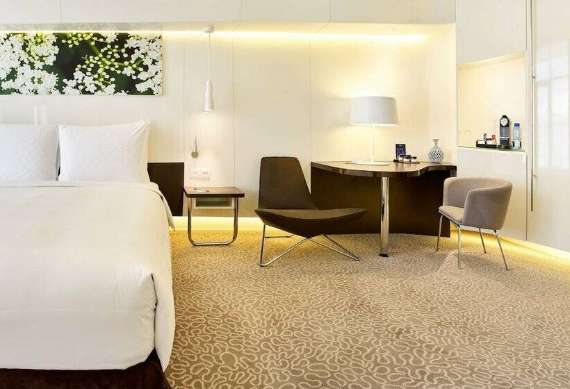 اتاق سوپریور با چشمانداز, Radisson Blu Hotel & Convention Centre Kigali