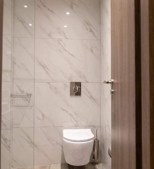 标准间, New Amaryllis