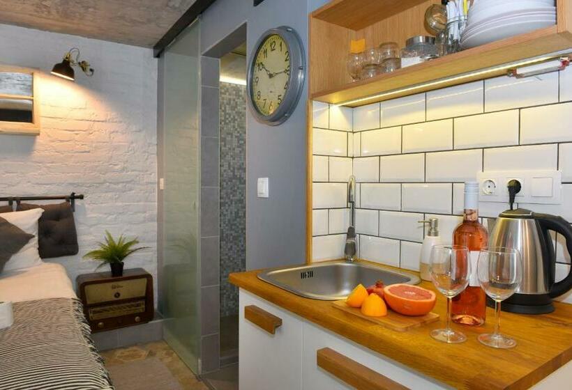 标准间, Walk Inn Váci 78