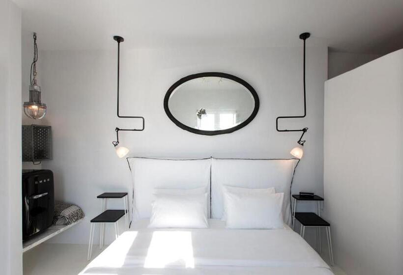 스탠다드 룸, Erosantorini Estate