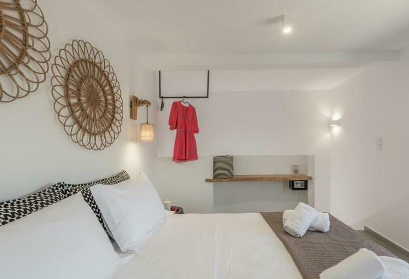 メゾネットスイート, Elements Of Milos