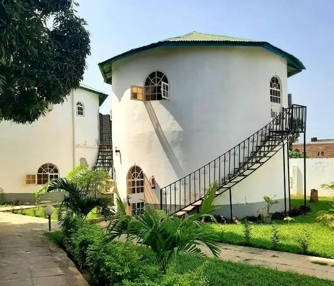 اتاق اکونومی, Afro Garden