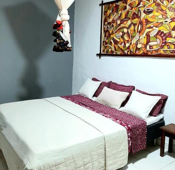 اتاق اکونومی, Afro Garden