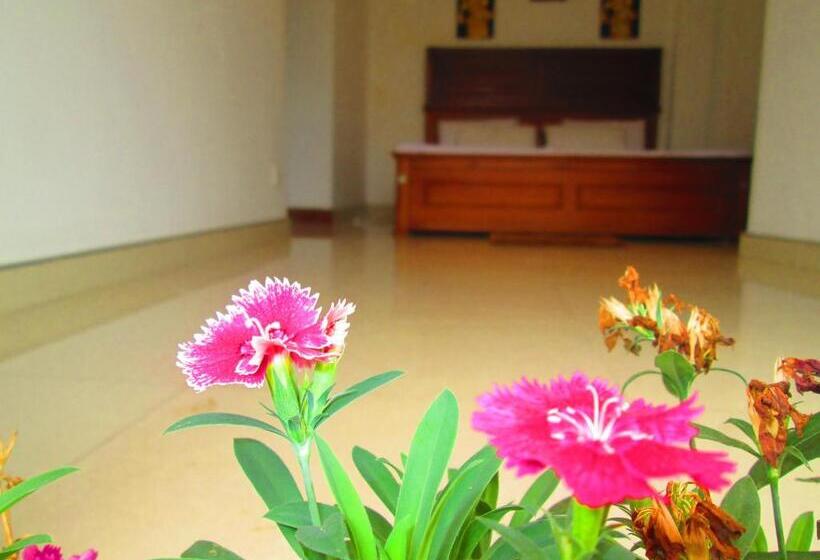 标准间带阳台, Kandyan Sweet Villa