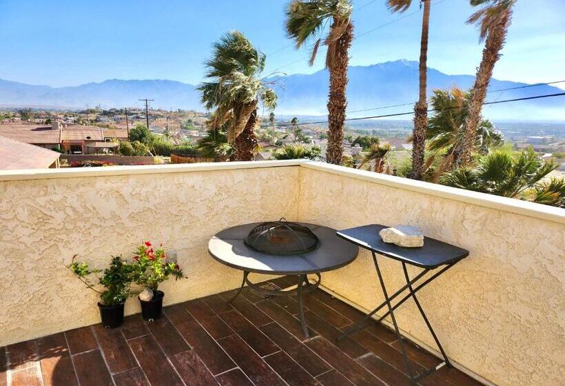 Номер Deluxe, Paradise Hot Springs