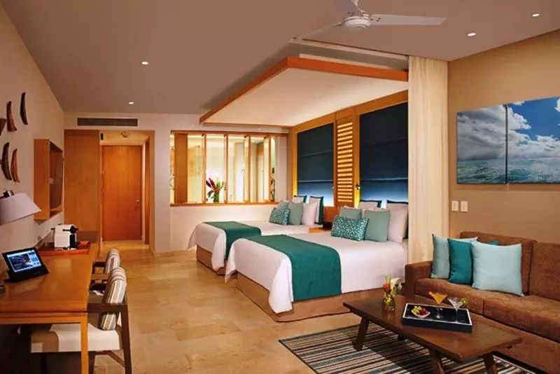 プールビュージュニアスイート, Dreams Playa Mujeres Golf & Spa Resort   All Inclusive