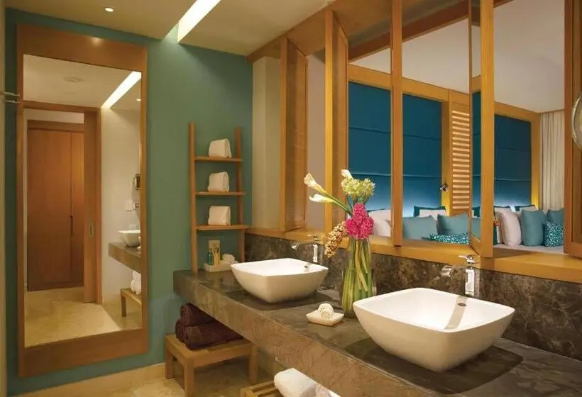 ジュニアスイートファミリールーム(オーシャンビュー), Dreams Playa Mujeres Golf & Spa Resort All Inclusive