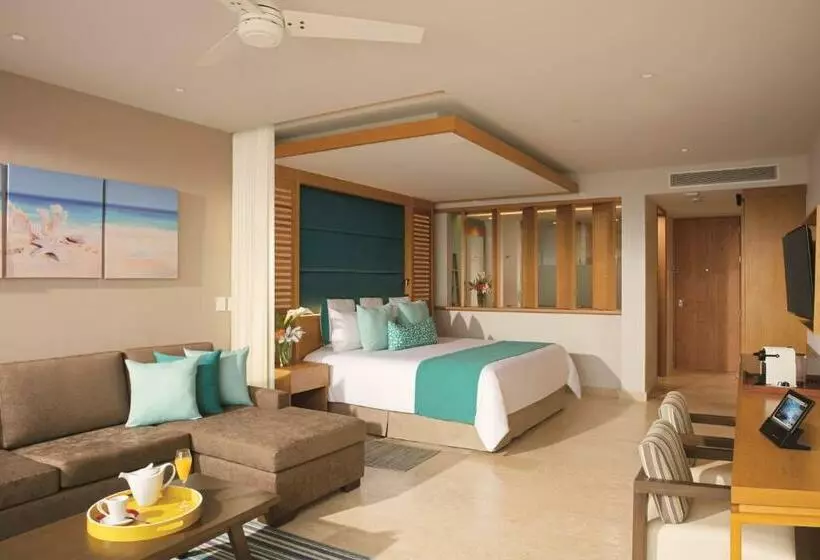 庭の見えるジュニアスイート, Dreams Playa Mujeres Golf & Spa Resort   All Inclusive