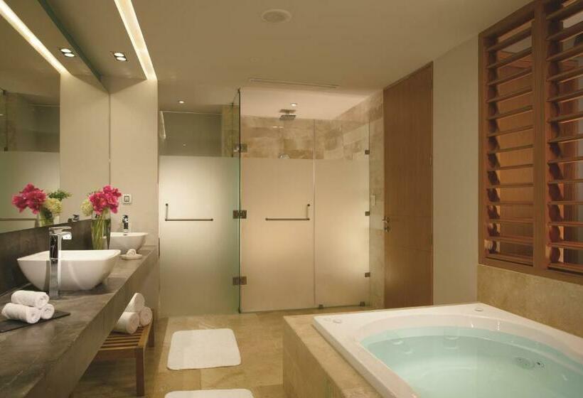 Клубный полулюкс с видом на море, Dreams Playa Mujeres Golf & Spa Resort   All Inclusive