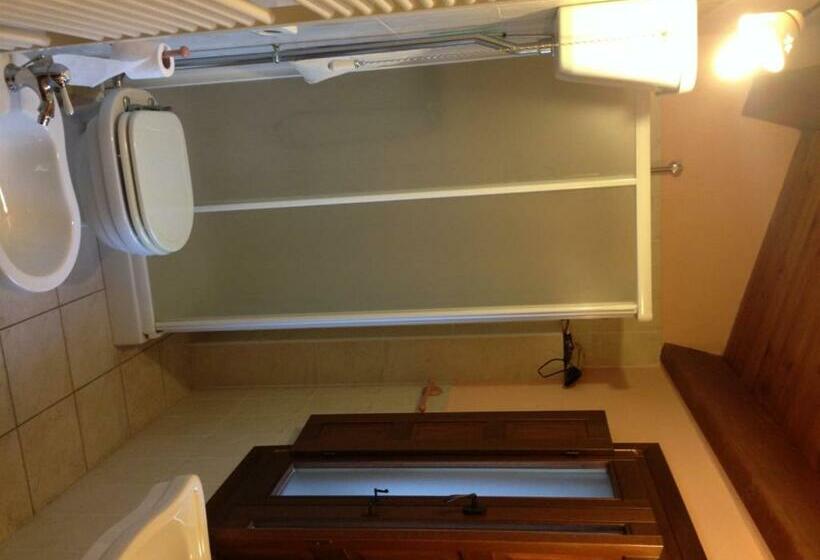 غرفة كلاسيكية ثلاثية, Agriturismo La Marletta