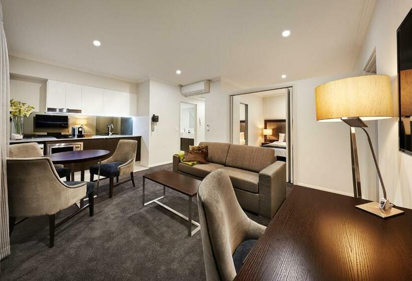 آپارتمان 2 خوابه, Attika