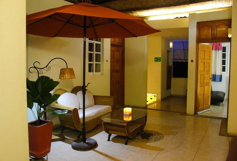 סוויטה, Careyes Puerto Escondido