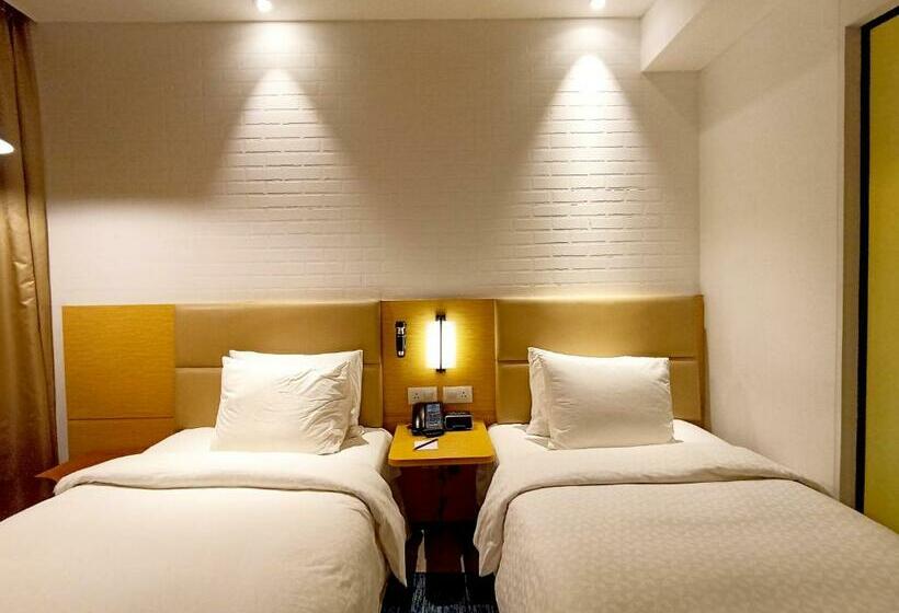 Pokój Superior, Four Points By Sheraton Chennai Omr