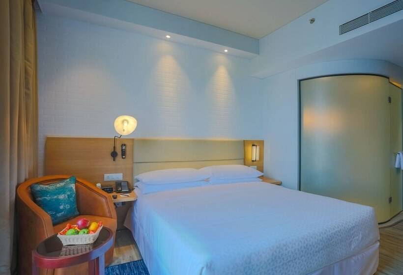 行政房间, Four Points By Sheraton Chennai Omr