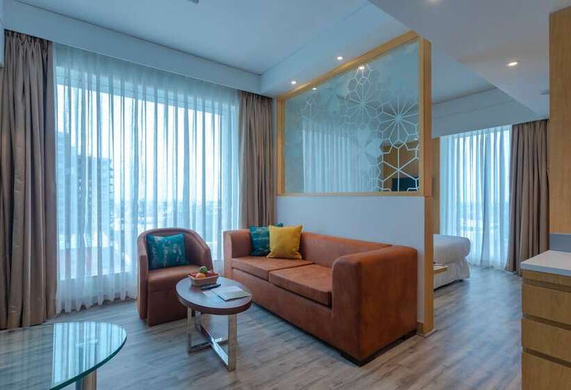 Suite Executive, Four Points By Sheraton Chennai Omr