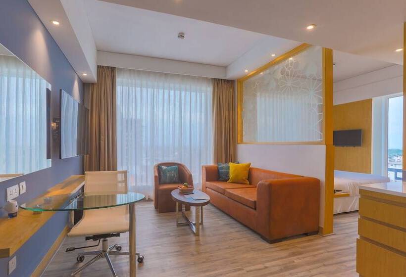 Suite Executive, Four Points By Sheraton Chennai Omr
